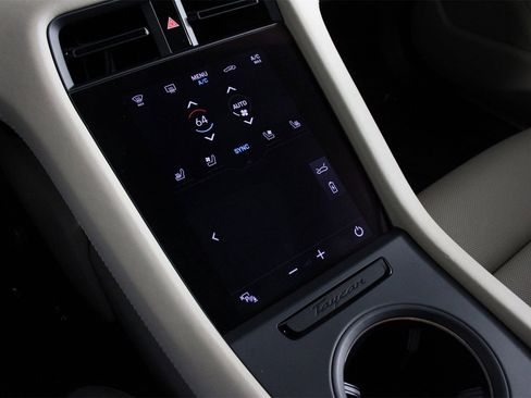 Used 2020 Porsche Taycan Turbo image 18