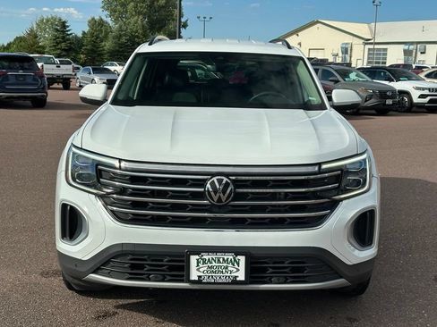 Used 2024 Volkswagen Atlas SE AWD/4WD image 37