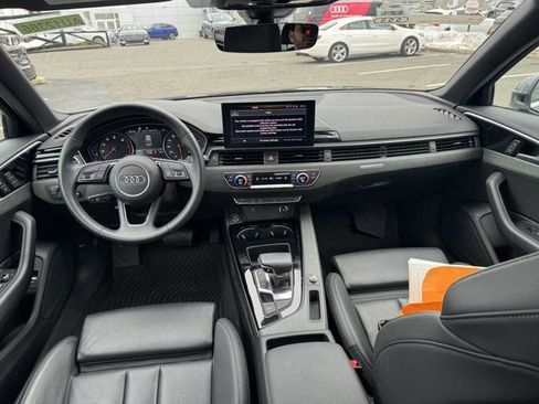 Used 2023 Audi A4 2.0T Premium w/ Convenience Package image 11