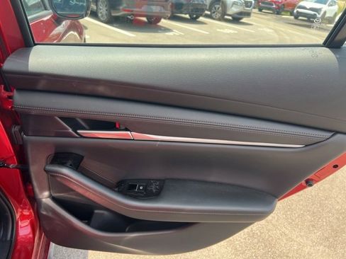 Certified 2025 MAZDA MAZDA3 s image 28