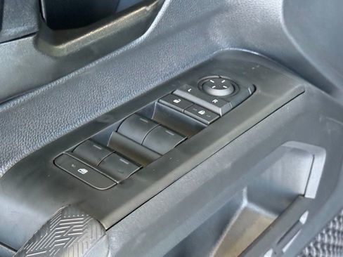 New 2025 Toyota Tacoma SR5 image 15