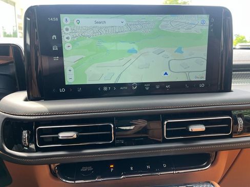 Used 2026 Lincoln Aviator Black Label AWD/4WD image 32