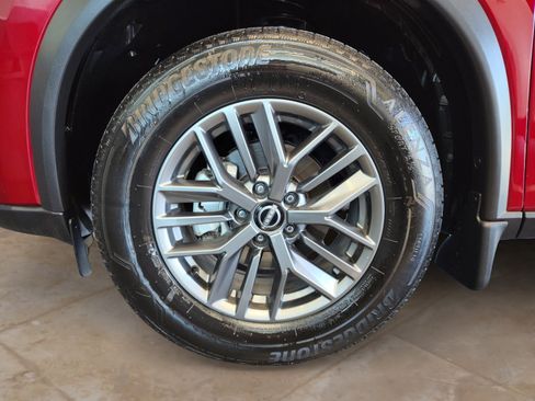 Used 2024 Nissan Rogue S image 26