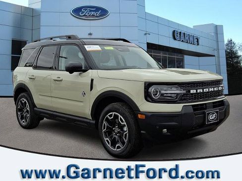 Certified 2025 Ford Bronco Sport Outer Banks w/ Outer Banks Tech Package+ image 1