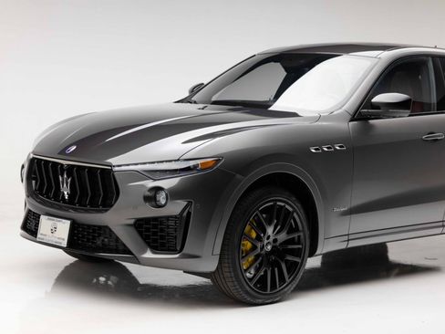 Used 2021 Maserati Levante S GranSport AWD/4WD image 33