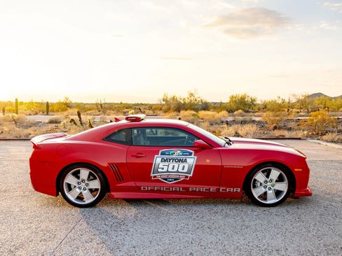 Used 2011 Chevrolet Camaro SS w/ LPO, Ground Effects Package image 29