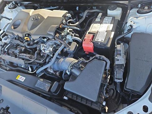 Used 2023 Toyota Camry SE image 24