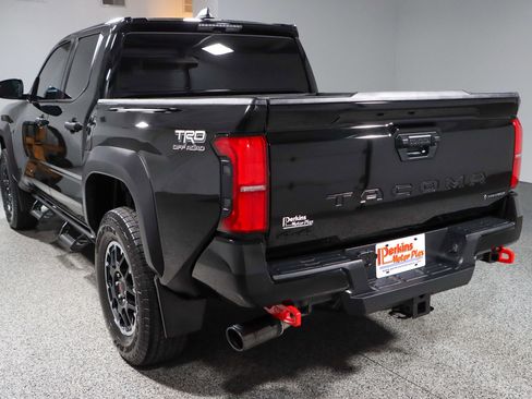 Used 2024 Toyota Tacoma TRD Off-Road AWD/4WD image 9