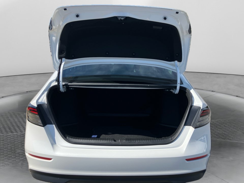 Certified 2023 Honda Accord EX image 19