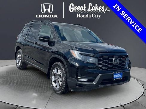 Used 2023 Honda Passport TrailSport image 1