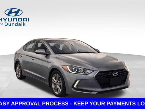Used 2018 Hyundai Elantra SEL w/ Cargo Package FWD image 3