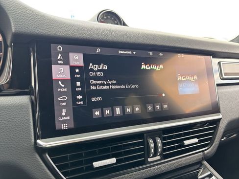 Used 2021 Porsche Cayenne S image 13