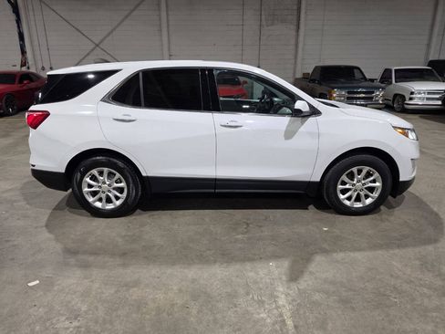 Used 2020 Chevrolet Equinox LT AWD/4WD image 13