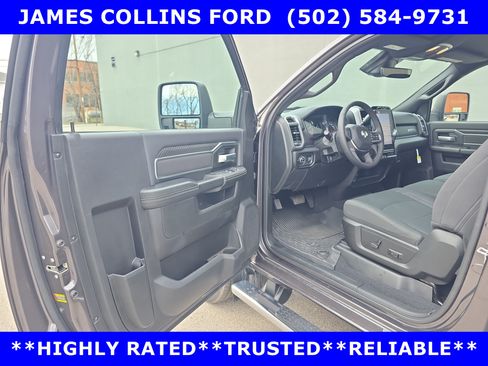 Used 2025 RAM 3500 Big Horn AWD/4WD image 12