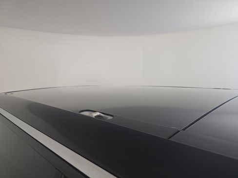 Used 2023 Rivian R1S Adventure image 13