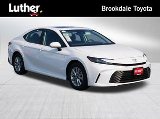 Used 2025 Toyota Camry LE w/ Convenience Package FWD video 1