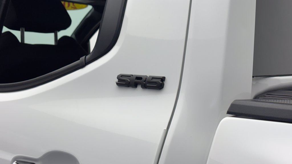 Used 2025 Toyota Tacoma SR5 AWD/4WD image 10