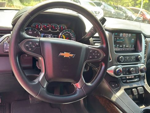 Used 2018 Chevrolet Suburban LT AWD/4WD image 9