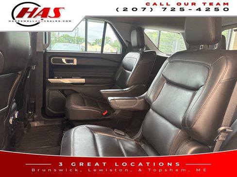 Used 2021 Ford Explorer XLT w/ Equipment Group 202A AWD/4WD image 12