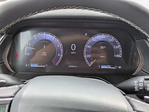 Used 2025 Jeep Grand Cherokee L Laredo RWD image 27