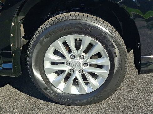Used 2018 Lexus GX 460 Premium AWD/4WD image 8