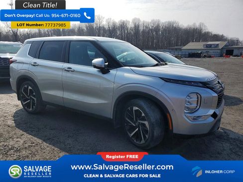 Used 2023 Mitsubishi Outlander SE image 5