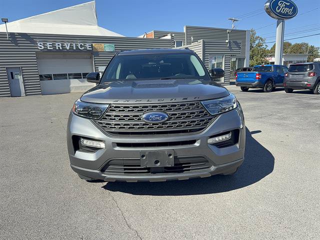 Used 2023 Ford Explorer XLT w/ Equipment Group 202A AWD/4WD image 5
