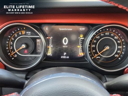 Used 2023 Jeep Gladiator Rubicon w/ Cold Weather Group AWD/4WD image 14