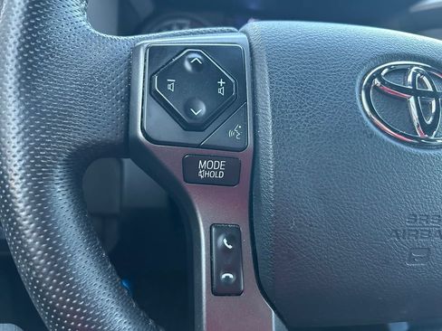 Used 2023 Toyota Tacoma TRD Off-Road w/ Technology Package AWD/4WD image 20