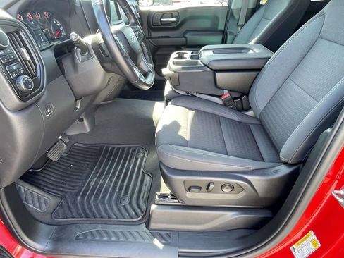 Used 2022 Chevrolet Silverado 1500 Custom Trail Boss AWD/4WD image 13