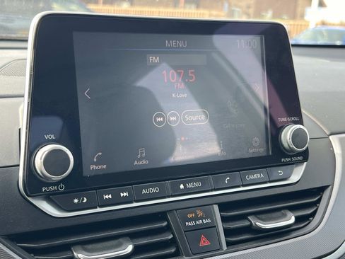 Used 2023 Nissan Altima 2.5 SR image 11