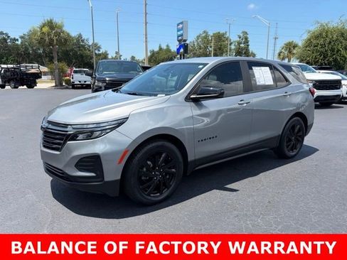 Used 2023 Chevrolet Equinox LS w/ LS Convenience Package FWD image 3