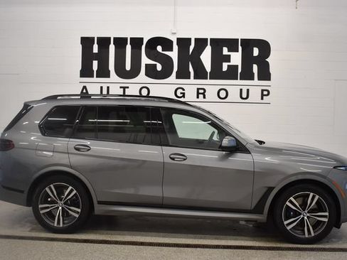 Used 2026 BMW X7 xDrive40i AWD/4WD image 2