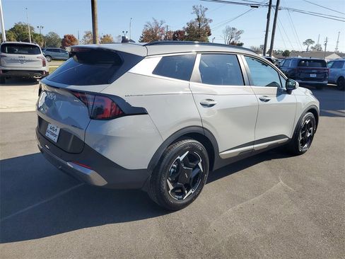 New 2026 Kia Sportage EX w/ EX Panorama Roof Package image 4