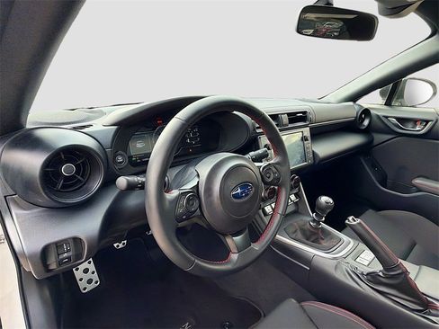 Used 2024 Subaru BRZ Premium image 11