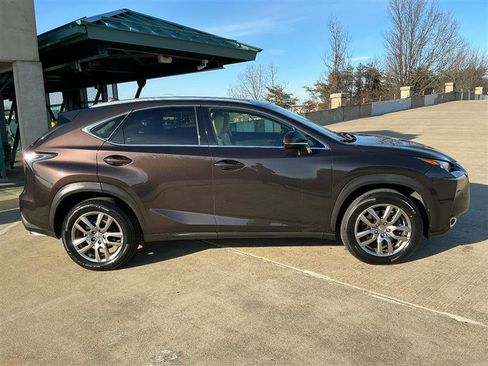 Used 2015 Lexus NX 200t AWD w/ Premium Package image 7