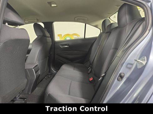 Used 2021 Toyota Corolla LE image 12