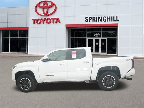 New 2025 Toyota Tacoma TRD Sport image 19