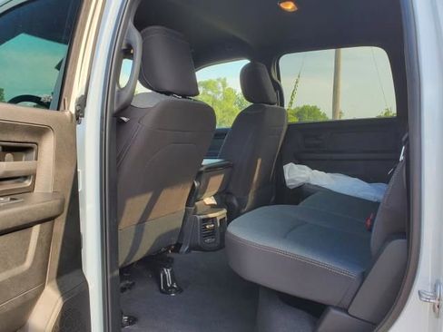 Used 2024 RAM 3500 Tradesman w/ Safety Group image 26