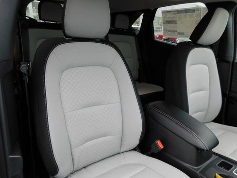 New 2026 Ford Escape Active w/ Active Premium Tech Pack AWD/4WD image 19