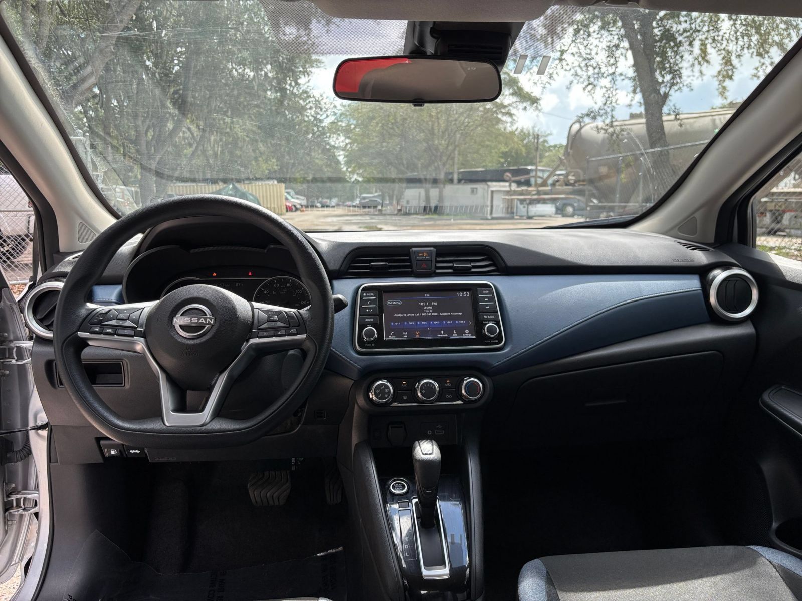 Used 2025 Nissan Versa SV FWD image 30