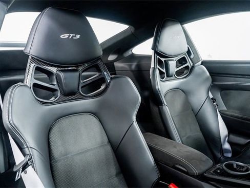 Used 2024 Porsche 911 GT3 image 31