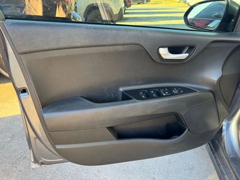 Used 2020 Kia Rio S FWD image 15