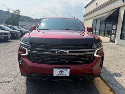 Used 2022 Chevrolet Suburban RST w/ Luxury Package AWD/4WD image 7