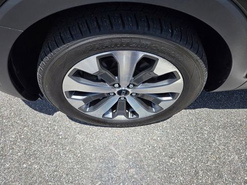 Used 2021 Kia Telluride S AWD/4WD image 15