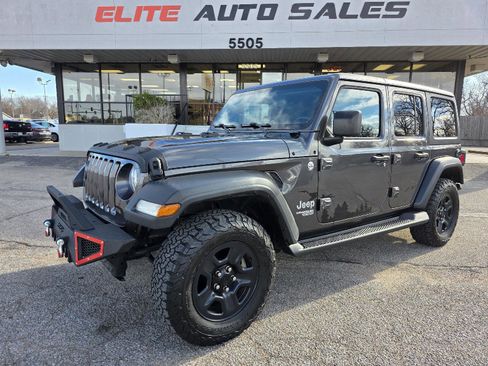 Used 2018 Jeep Wrangler Unlimited Sport AWD/4WD image 1
