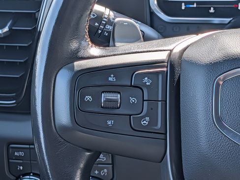 Used 2022 GMC Sierra 1500 AT4 w/ Technology Package AWD/4WD image 19