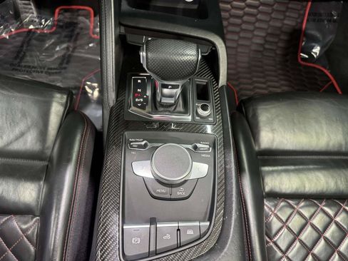 Used 2017 Audi R8 V10 w/ Carbon Exterior Package AWD/4WD image 52