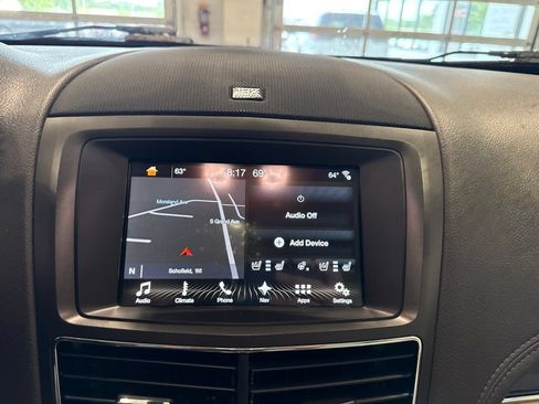 Used 2018 Lincoln MKT AWD w/ Technology Package image 28