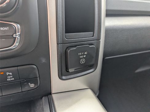 Used 2019 RAM 1500 Classic Warlock AWD/4WD image 17